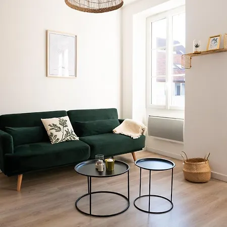 Stylish Sunrise : T3 Lumineux Au Coeur De Apartment *